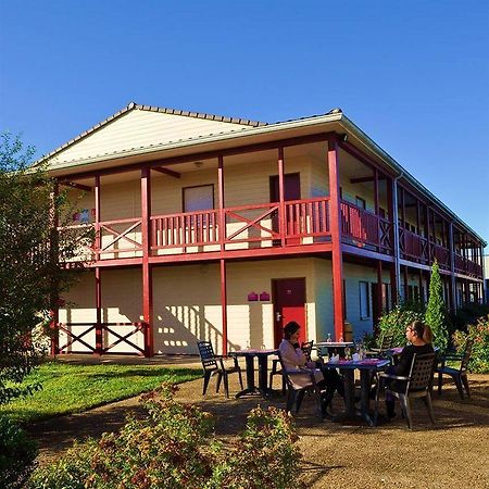 Couett'Hotel Oloron Sainte Marie Bagian luar foto