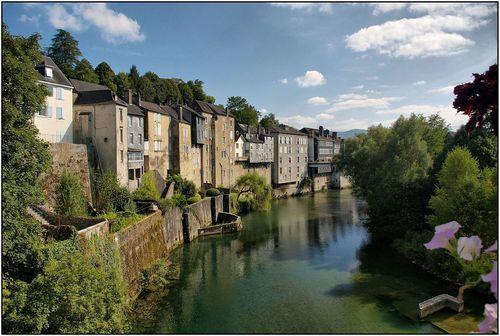 Couett'Hotel Oloron Sainte Marie Bagian luar foto
